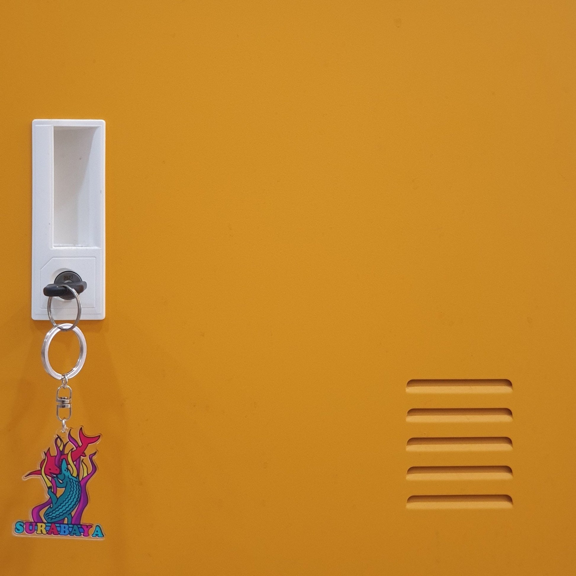 IndoGift Gantungan Kunci Tipe 01 Desain Ikonik Kota Surabaya - IndoGift