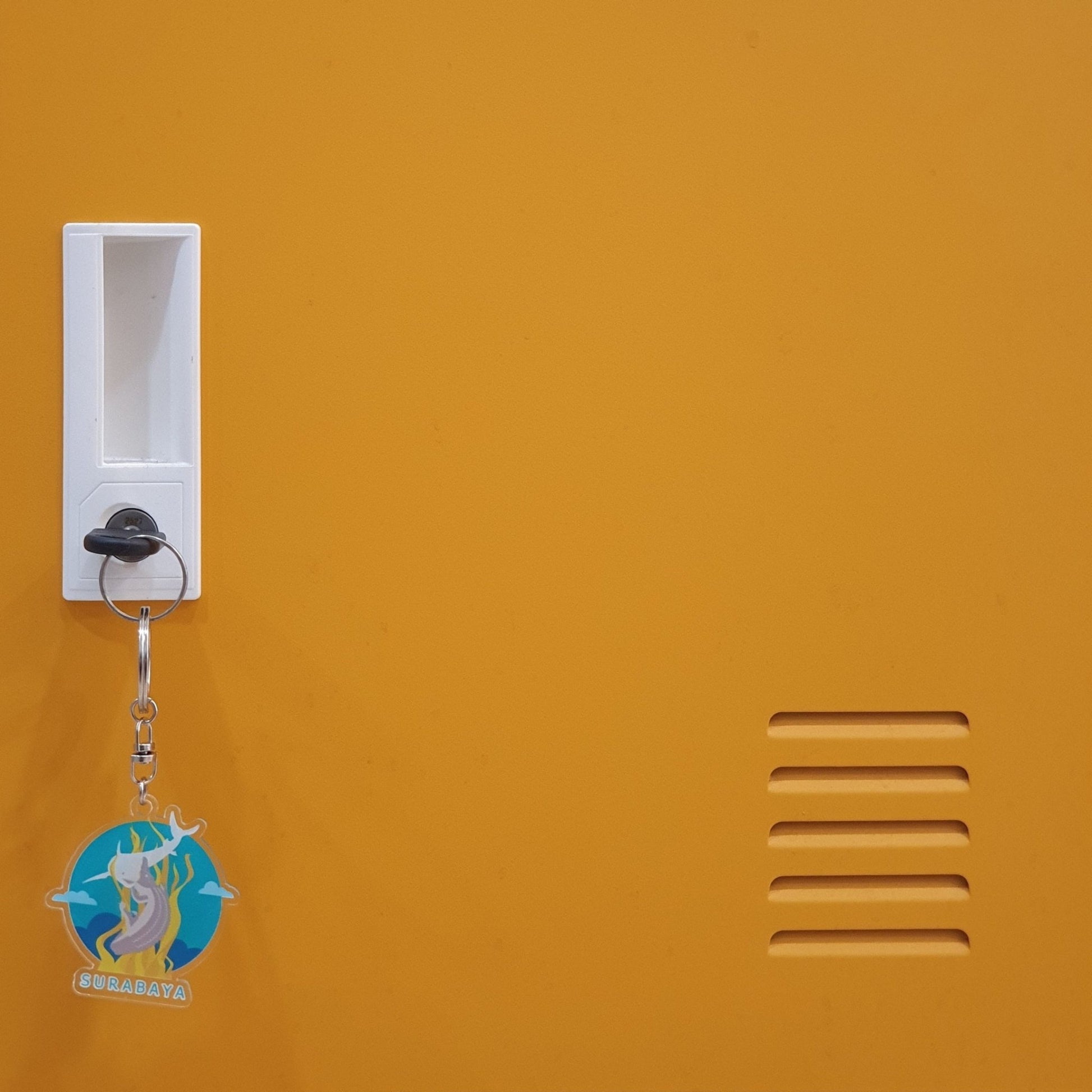 IndoGift Gantungan Kunci Tipe 05 Desain Ikonik Kota Surabaya - IndoGift