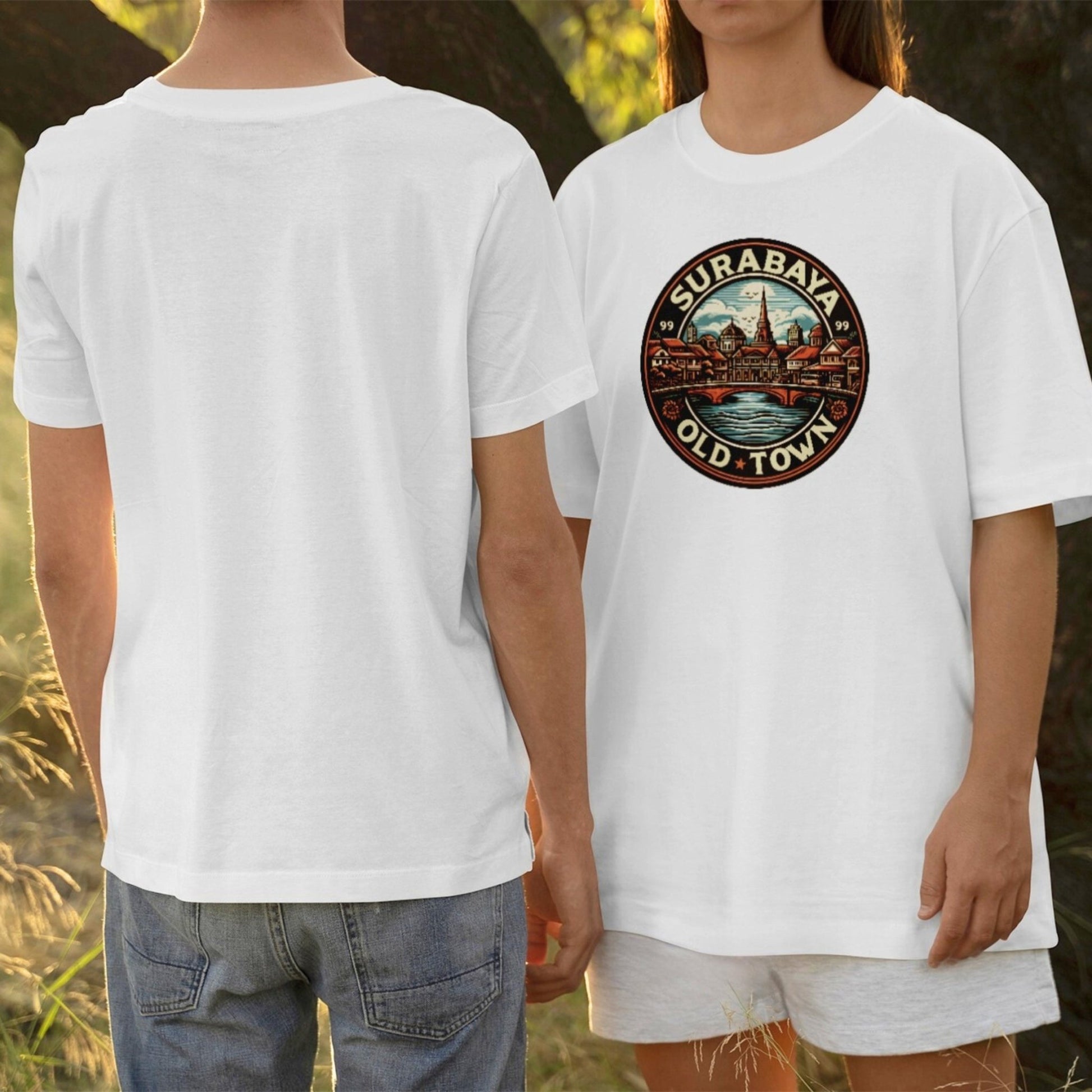 IndoGift Tshirt Kaos Surabaya Tipe 14 Ikonik Kota Pahlawan - IndoGift